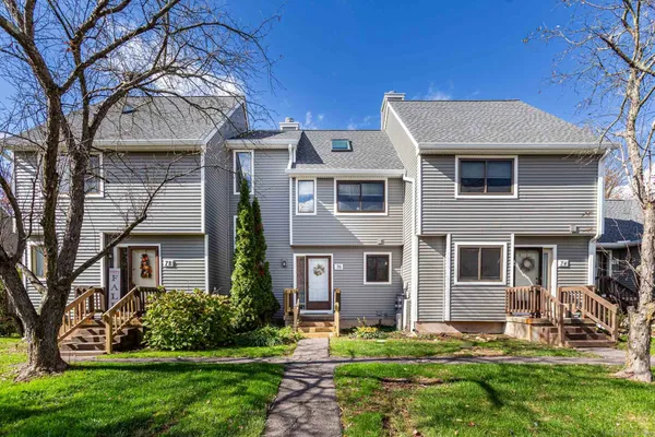 Property Slideshow image 2 of 36 | 76 silo way # 76, Bloomfield, CT, 06002