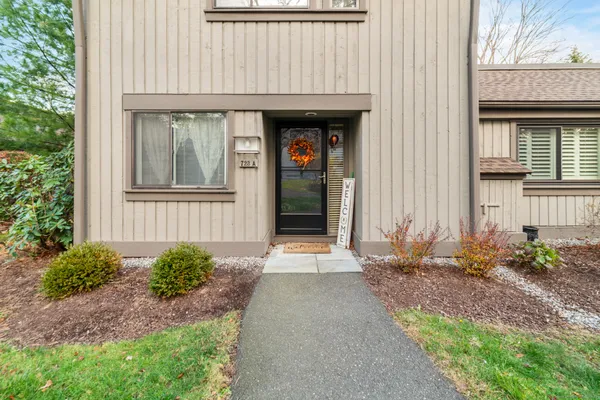 Property Slideshow image 2 of 39 | 723 heritage vlg a, Southbury, CT, 06488