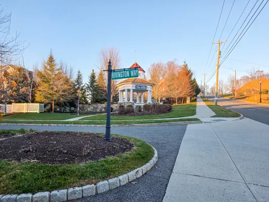 Property Slideshow image 3 of 29 | 1 rivington way unit 201, Danbury, CT, 06810