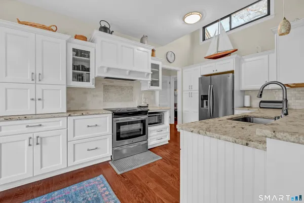 Property Slideshow image 2 of 40 | 123 heritage vlg b, Southbury, CT, 06488