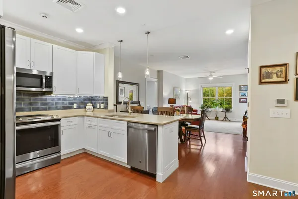 Property Slideshow image 2 of 25 | 233 danbury rd a209, Ridgefield, CT, 06877