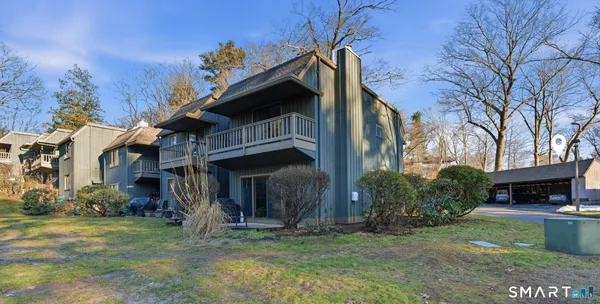 Property Slideshow image 2 of 39 | 1 coach dr # 1, Southington, CT, 06489