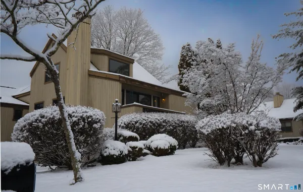 Property Slideshow image 2 of 24 | 635 north trl b, Stratford, CT, 06614