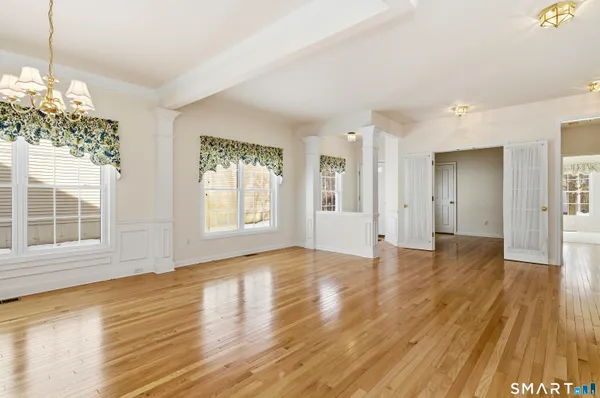 Property Slideshow image 3 of 40 | 301 fairway dr # 301, Oxford, CT, 06478