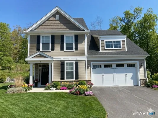 Property Slideshow image 2 of 40 | 8 woodland path 8, Beacon Falls, CT, 06403