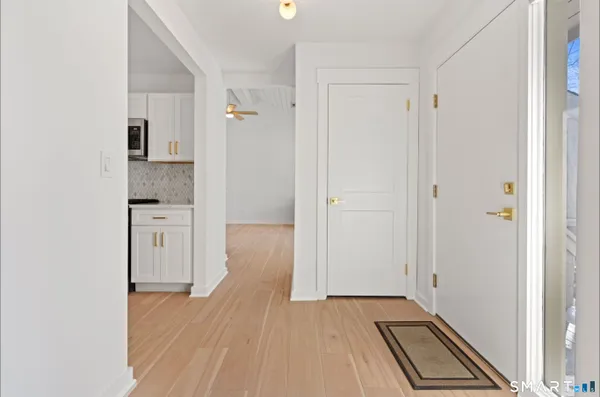 Property Slideshow image 3 of 37 | 133 bannock ln b, Stratford, CT, 06614