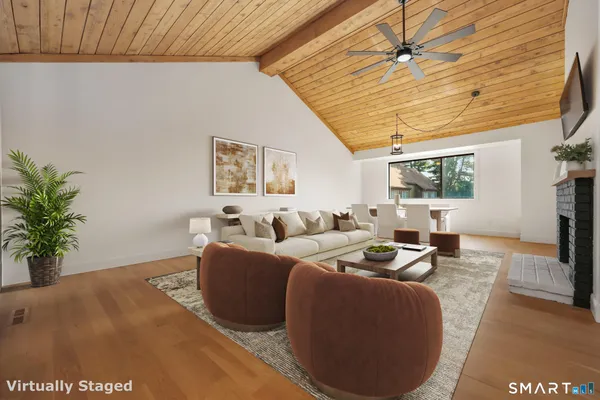 Property Slideshow image 3 of 32 | 488 commanche ln a, Stratford, CT, 06614