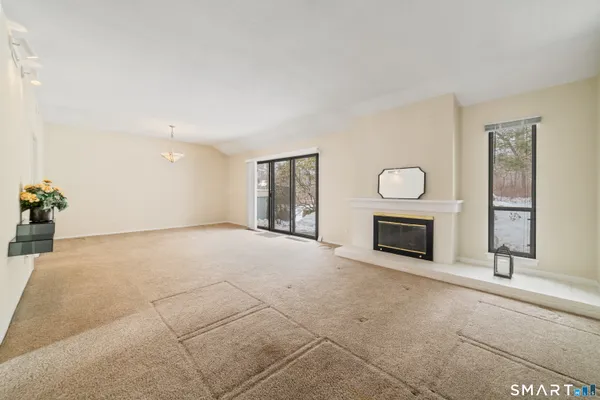 Property Slideshow image 3 of 32 | 972 heritage vlg b, Southbury, CT, 06488