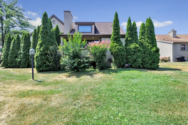 Property Slideshow image 3 of 32 | 87 creek ln a, Stratford, CT, 06614