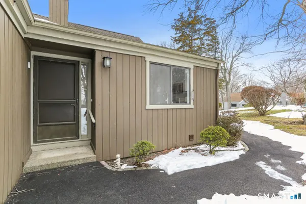 Property Slideshow image 2 of 40 | 383 sequoia ln a, Stratford, CT, 06614