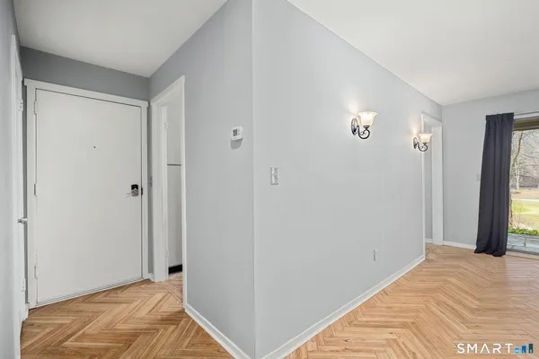 Property Slideshow image 3 of 40 | 151 heritage vlg b, Southbury, CT, 06488