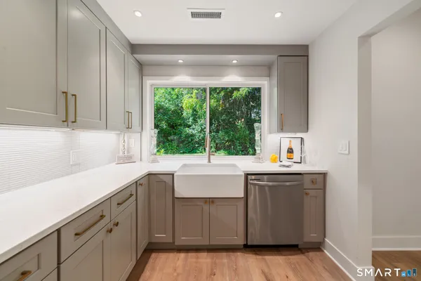 Property Slideshow image 2 of 31 | 644 heritage vlg a, Southbury, CT, 06488