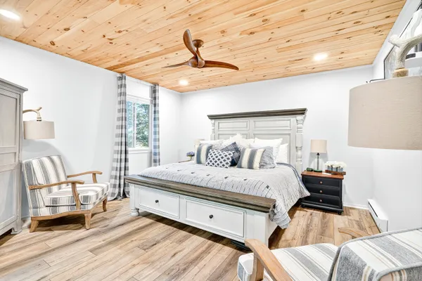 Property Slideshow image 3 of 34 | 401 heritage vlg b, Southbury, CT, 06488