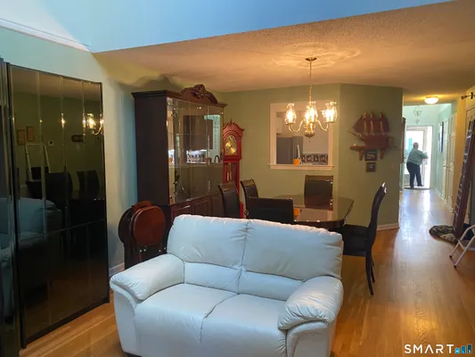 Property Slideshow image 3 of 25 | 885 glacier way 885, Southington, CT, 06489