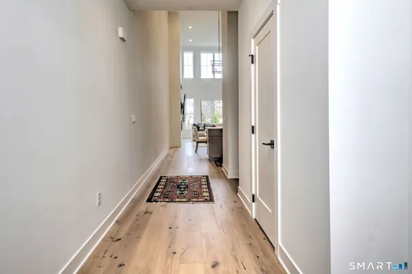 Property Slideshow image 3 of 24 | 27 heritage ln, Woodbridge, CT, 06525