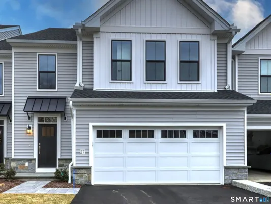 Property Slideshow image 2 of 24 | 27 heritage ln, Woodbridge, CT, 06525
