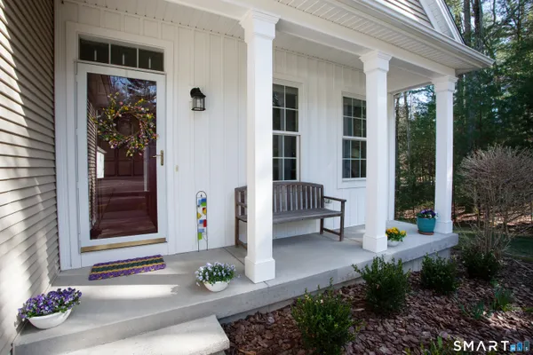 Property Slideshow image 3 of 33 | 3 ronan way 3, Simsbury, CT, 06070