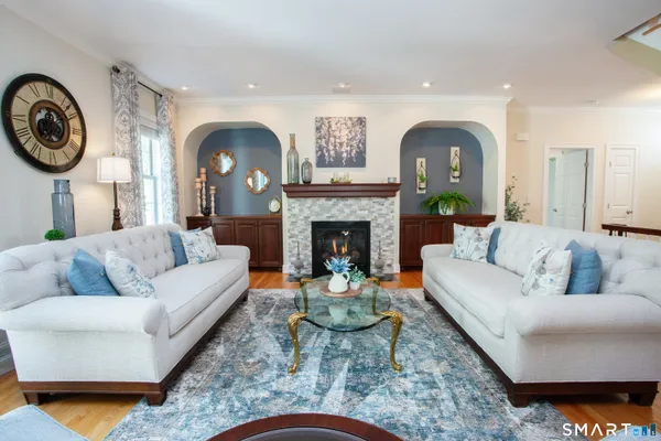 Property Slideshow image 3 of 36 | 37 bantry rd 37, Simsbury, CT, 06070