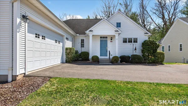 Property Slideshow image 2 of 40 | 47 ashton cir 47, Simsbury, CT, 06070