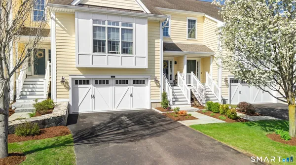 Property Slideshow image 2 of 35 | 46 great heron ln 46, Brookfield, CT, 06804