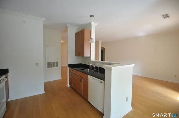 Property Slideshow image 3 of 22 | 1 w st 223, Simsbury, CT, 06070