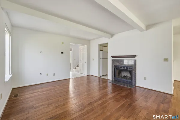 Property Slideshow image 2 of 20 | 20 reed ct 20, Bloomfield, CT, 06002