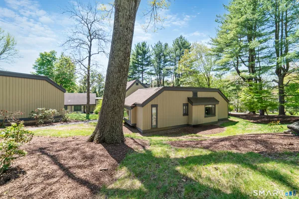 Property Slideshow image 3 of 35 | 847 heritage vlg b, Southbury, CT, 06488
