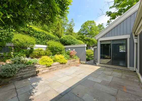 Property Slideshow image 2 of 14 | 926 heritage vlg b, Southbury, CT, 06488