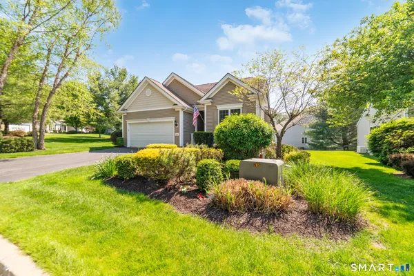 Property Slideshow image 2 of 40 | 71 links way 71, Oxford, CT, 06478