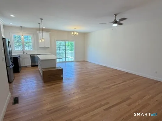 Property Slideshow image 3 of 11 | 90 apple gate 190, Southington, CT, 06489