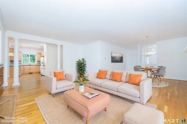 Property Slideshow image 3 of 38 | 9 ashton cir, Simsbury, CT, 06070
