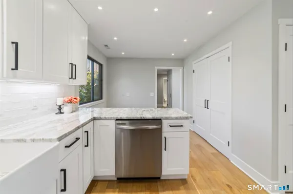 Property Slideshow image 3 of 7 | 132 heritage vlg a, Southbury, CT, 06488