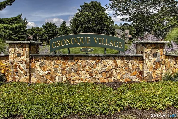 Property Slideshow image 2 of 39 | 513 opa ln a, Stratford, CT, 06614