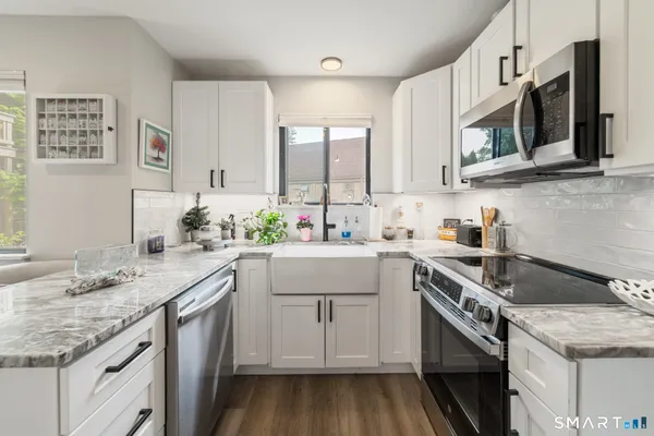 Property Slideshow image 2 of 29 | 29 heritage vlg d, Southbury, CT, 06488