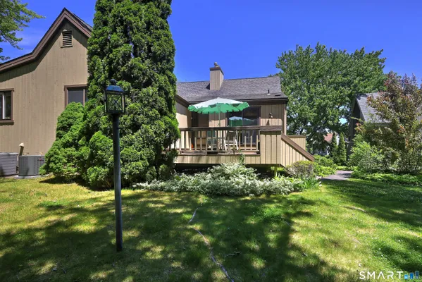 Property Slideshow image 3 of 40 | 253 agawam dr a, Stratford, CT, 06614