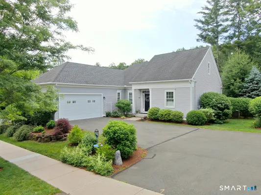 Property Slideshow image 2 of 33 | 15 bantry rd 15, Simsbury, CT, 06070