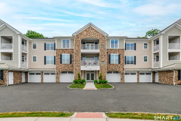 Property Slideshow image 2 of 40 | 832 brookside ct 832, Newtown, CT, 06470