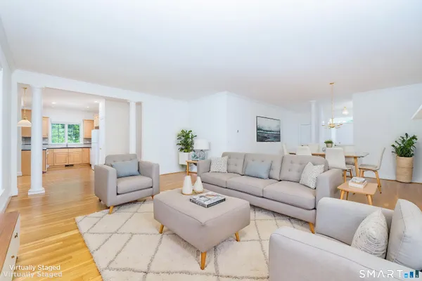 Property Slideshow image 3 of 39 | 9 ashton cir, Simsbury, CT, 06070