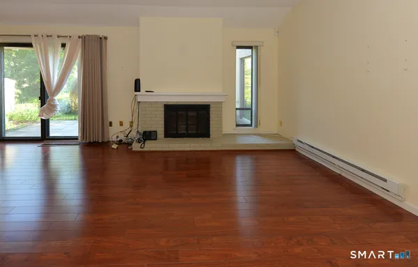 Property Slideshow image 3 of 12 | 333 heritage vlg b, Southbury, CT, 06488