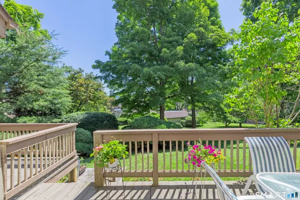 Property Slideshow image 3 of 36 | 22 heritage vlg b, Southbury, CT, 06488