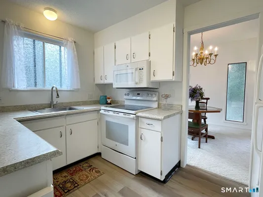 Property Slideshow image 3 of 27 | 184 heritage vlg a, Southbury, CT, 06488