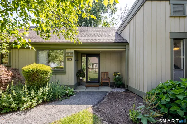 Property Slideshow image 2 of 29 | 818 heritage vlg b, Southbury, CT, 06488