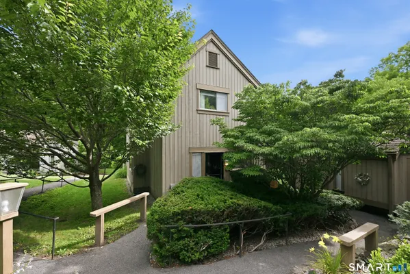 Property Slideshow image 2 of 31 | 76 heritage vlg c, Southbury, CT, 06488