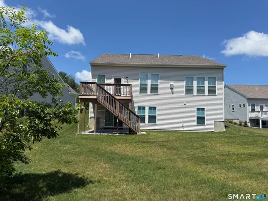 Property Slideshow image 2 of 35 | 941 mackenzie ln 941, Oxford, CT, 06478