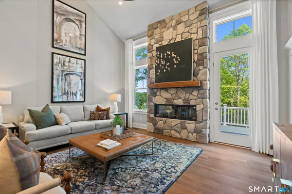 Property Slideshow image 2 of 39 | 1129 st andrews dr 49, Oxford, CT, 06478