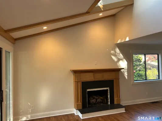 Property Slideshow image 2 of 7 | 511 opa ln b, Stratford, CT, 06614