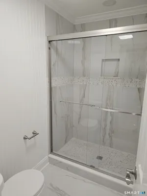 Property Slideshow image 3 of 4 | 522 iroquois ln b, Stratford, CT, 06614