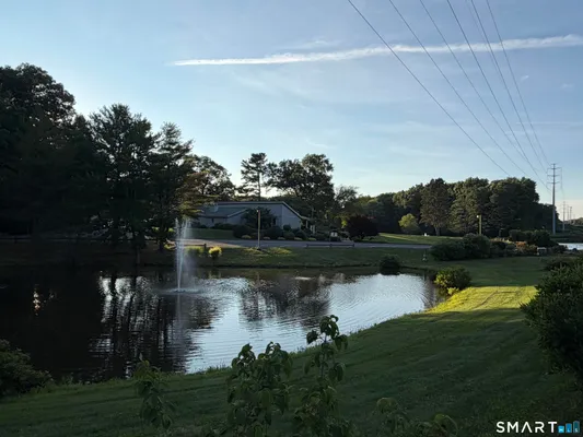 Property Slideshow image 3 of 27 | 504 carriage dr 504, Southington, CT, 06489
