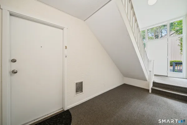 Property Slideshow image 3 of 25 | 261b heritage vlg, Southbury, CT, 06488