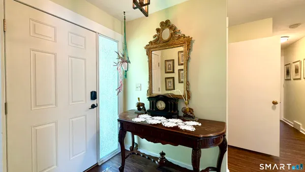 Property Slideshow image 2 of 28 | 546 n trl a, Stratford, CT, 06614